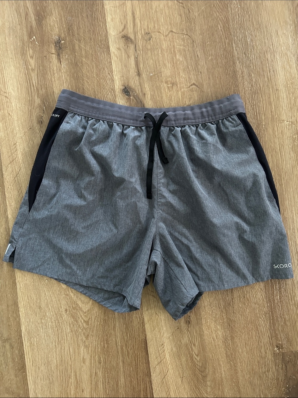 Skora Men’s Athletic Shorts - Gray